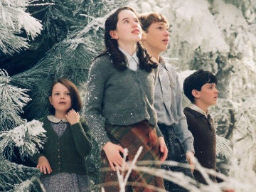  Escena de Las cr&oacute;nicas de Narnia: El le&oacute;n, la bruja y el armario