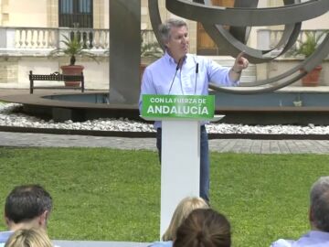 Feij&oacute;o en Jerez: "Andaluc&iacute;a no est&aacute; para tapar los problemas de S&aacute;nchez"