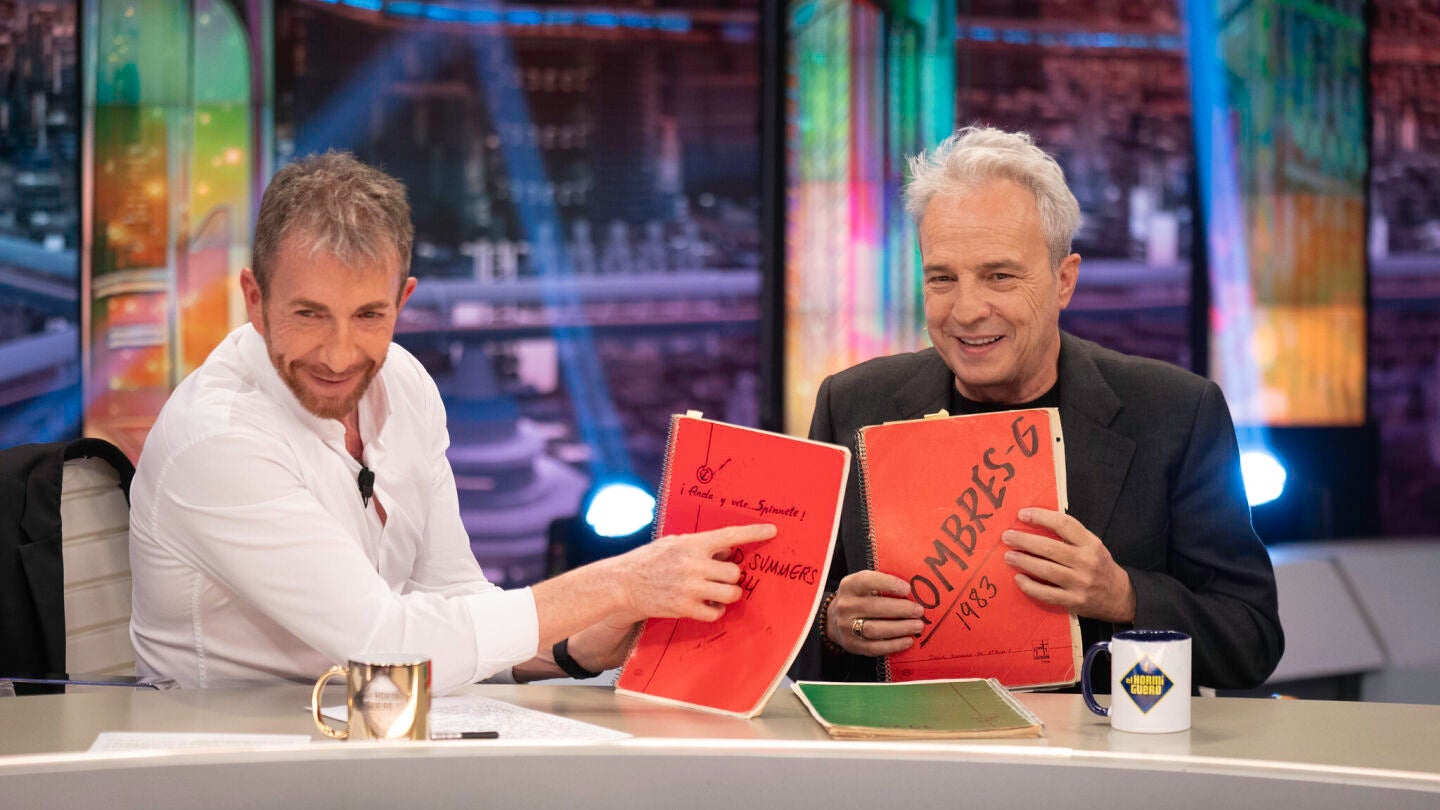 Pura nostalgia: David Summers ense&ntilde;a, en exclusiva, los cuadernos con todas las letras de Hombres G