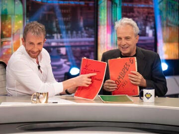 Pura nostalgia: David Summers ense&ntilde;a, en exclusiva, los cuadernos con todas las letras de Hombres G