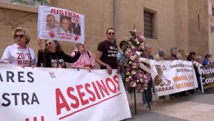 V&iacute;ctimas de la DANA a las puertas de la Generalitat
