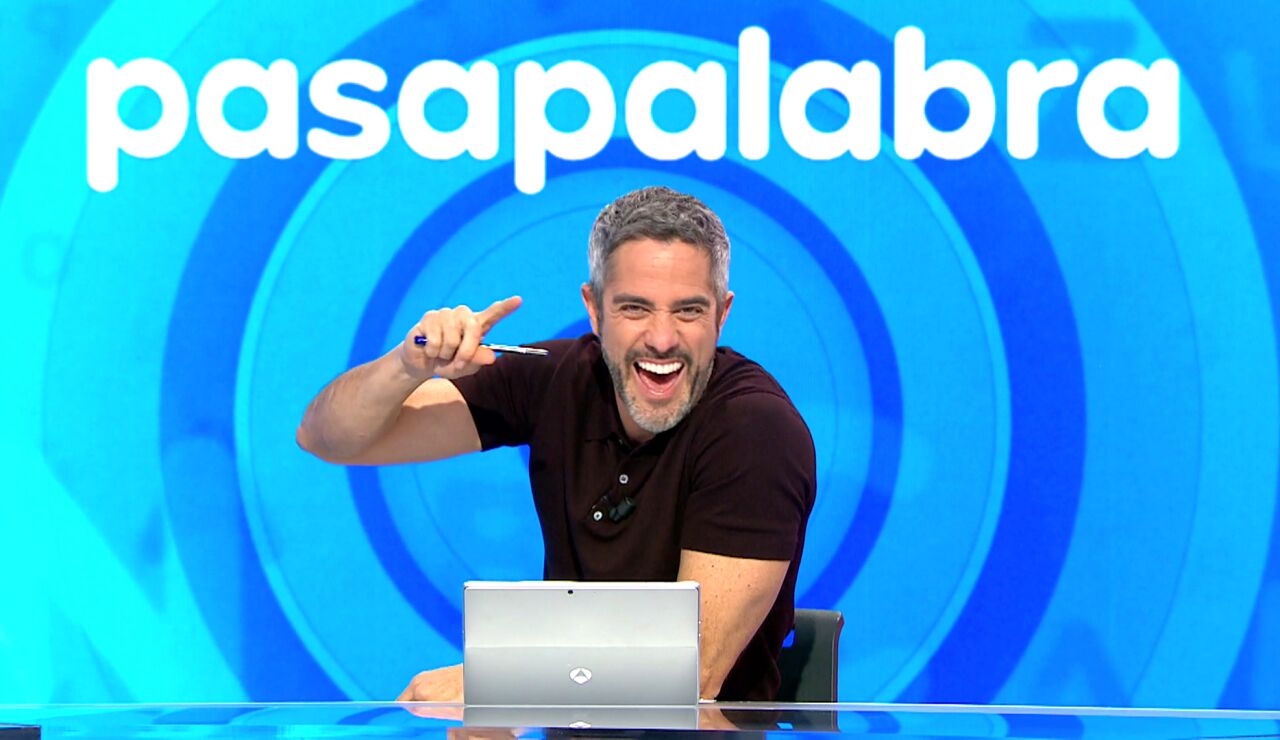 &ldquo;&iexcl;Qu&eacute; dolor!&rdquo;: el gazapo de Roberto Leal al confundir dos canciones en Pasapalabra