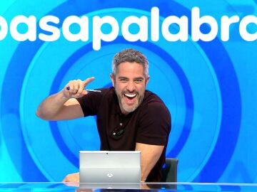 &ldquo;&iexcl;Qu&eacute; dolor!&rdquo;: el gazapo de Roberto Leal al confundir dos canciones en Pasapalabra