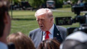 Trump resalta que EEUU act&uacute;a "como los piratas" en el estrecho de Ormuz