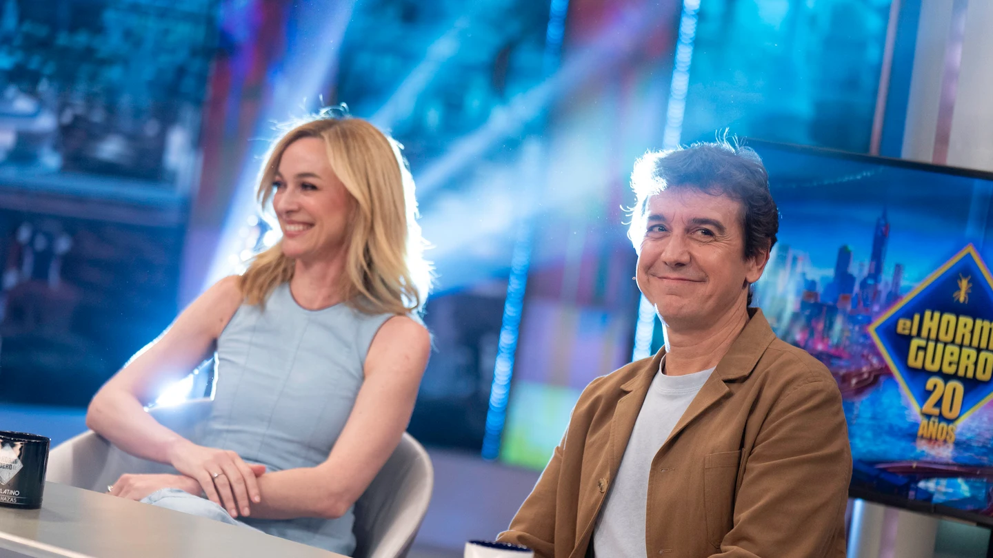"¿Fui así de fuerte de primeras?": el mensaje con el que Javier Veiga conquistó a Marta Hazas "¿Fui así de fuerte de primeras?": el mensaje con el que Javier Veiga conquistó a Marta Hazas