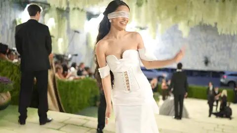 Rachel Zegler en la Met Gala 2026 Rachel Zegler en la Met Gala 2026