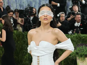 Rachel Zegler en la Met Gala 2026 Rachel Zegler en la Met Gala 2026