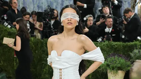 Rachel Zegler en la Met Gala 2026 Rachel Zegler en la Met Gala 2026