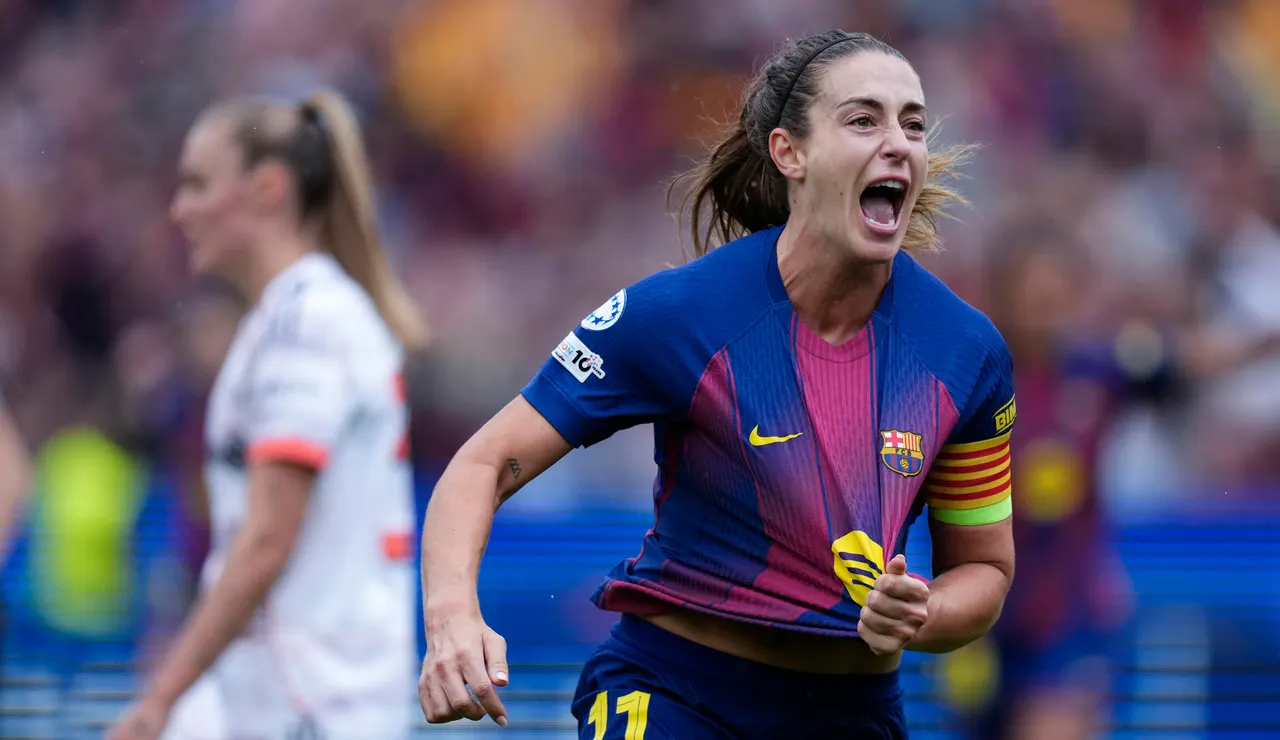 Alexia Putellas celebra su gol al Bayern Múnich F en Champions