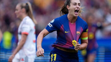Alexia Putellas celebra su gol al Bayern M&uacute;nich F en Champions