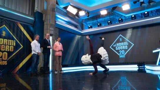&iexcl;M&aacute;xima protecci&oacute;n! Marron sorprende con un chaleco airbag antica&iacute;da en El Hormiguero
