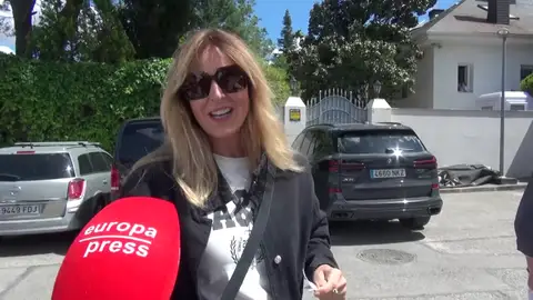 Carolina Molas con la prensa Carolina Molas con la prensa