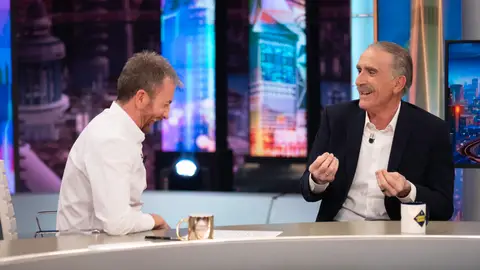 "Yo lo que quería era irme a mi casa": la surrealista anécdota de Juan y Medio enterrando al perro de un amigo "Yo lo que quería era irme a mi casa": la surrealista anécdota de Juan y Medio enterrando al perro de un amigo
