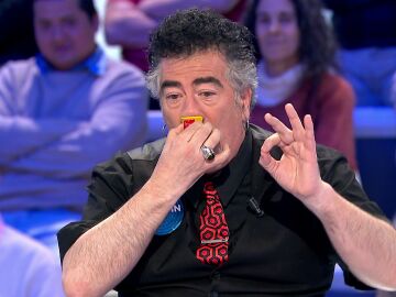 La ins&oacute;lita versi&oacute;n de la canci&oacute;n de Titanic: Agust&iacute;n Jim&eacute;nez sorprende con la ocarina de nariz
