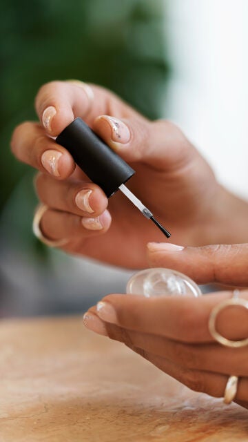Pintar uñas