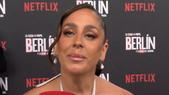 Anabel Pantoja en la premiere en Sevilla de Berl&iacute;n y la dama del armi&ntilde;o