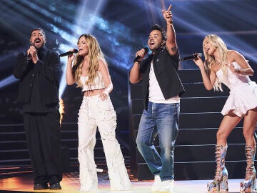 Edurne, Ana Mena, Fonsi y Orozco interpretan &lsquo;Hey Jude&rsquo; en el estreno de La Voz Kids 
