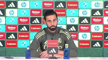 Arbeloa comparece ante los medios en la previa del Clásico: "No voy a quemar a mis jugadores en una hoguera pública" Arbeloa comparece ante los medios en la previa del Clásico: "No voy a quemar a mis jugadores en una hoguera pública"