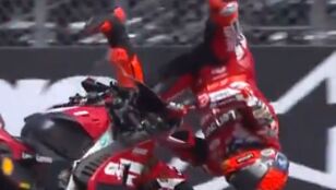 Accidente de Marc M&aacute;rquez en Francia