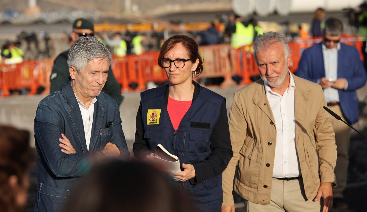 La ministra de Sanidad, M&oacute;nica Garc&iacute;a (c); el ministro del Interior, Fernando Grande-Marlaska (i) y el ministro de Pol&iacute;tica Territorial y Memoria Democr&aacute;tica, &Aacute;ngel V&iacute;ctor Torres (d),
