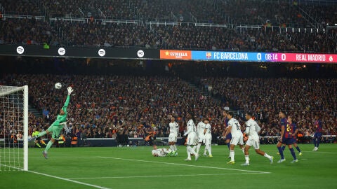 El gol de Rashford de falta