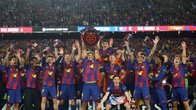 El Barça ahonda en la herida blanca y se proclama campeón de Liga: la tercera en los últimos cuatro años (2-0)
