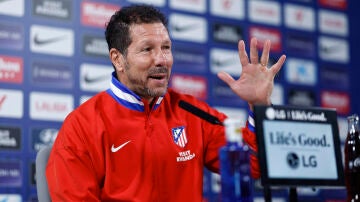 Simeone en rueda de prensa