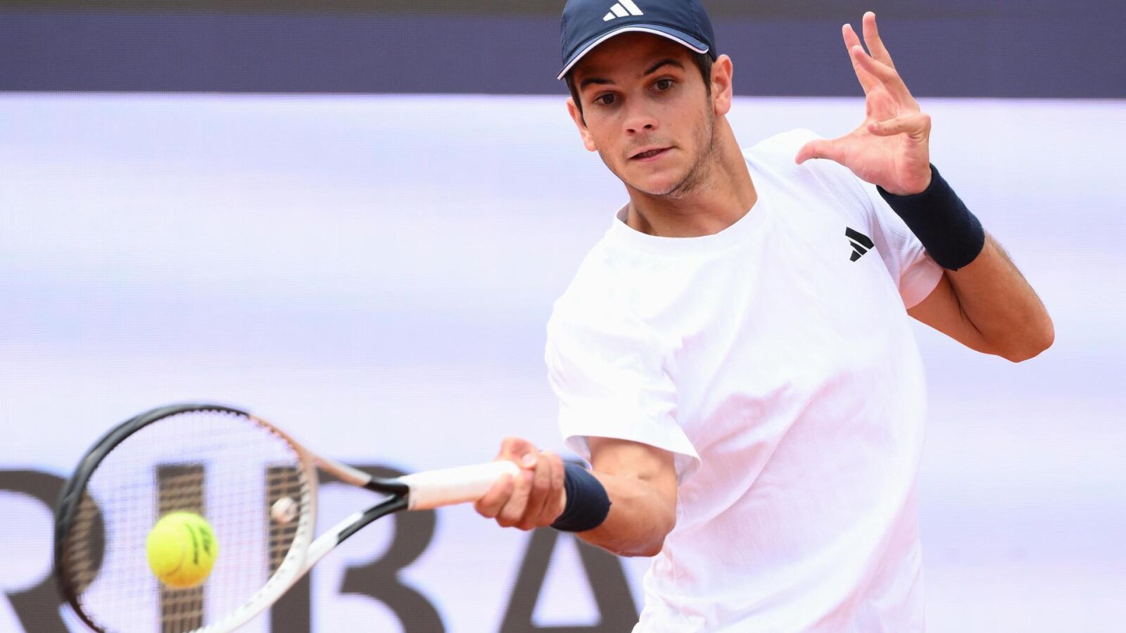 Rafa Jódar desespera a Learner Tien rumbo a los cuartos de Roma