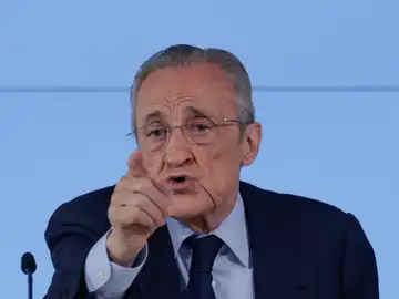 Florentino Pérez en rueda de prensa Florentino Pérez en rueda de prensa