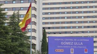 Fachada del Hospital G&oacute;mez Ulla