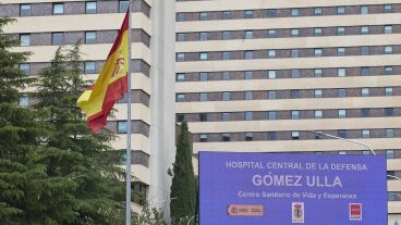 Fachada del Hospital G&oacute;mez Ulla