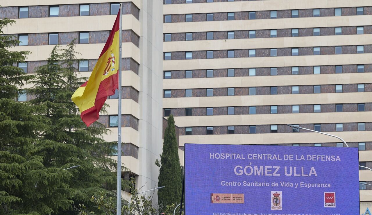 Fachada del Hospital G&oacute;mez Ulla
