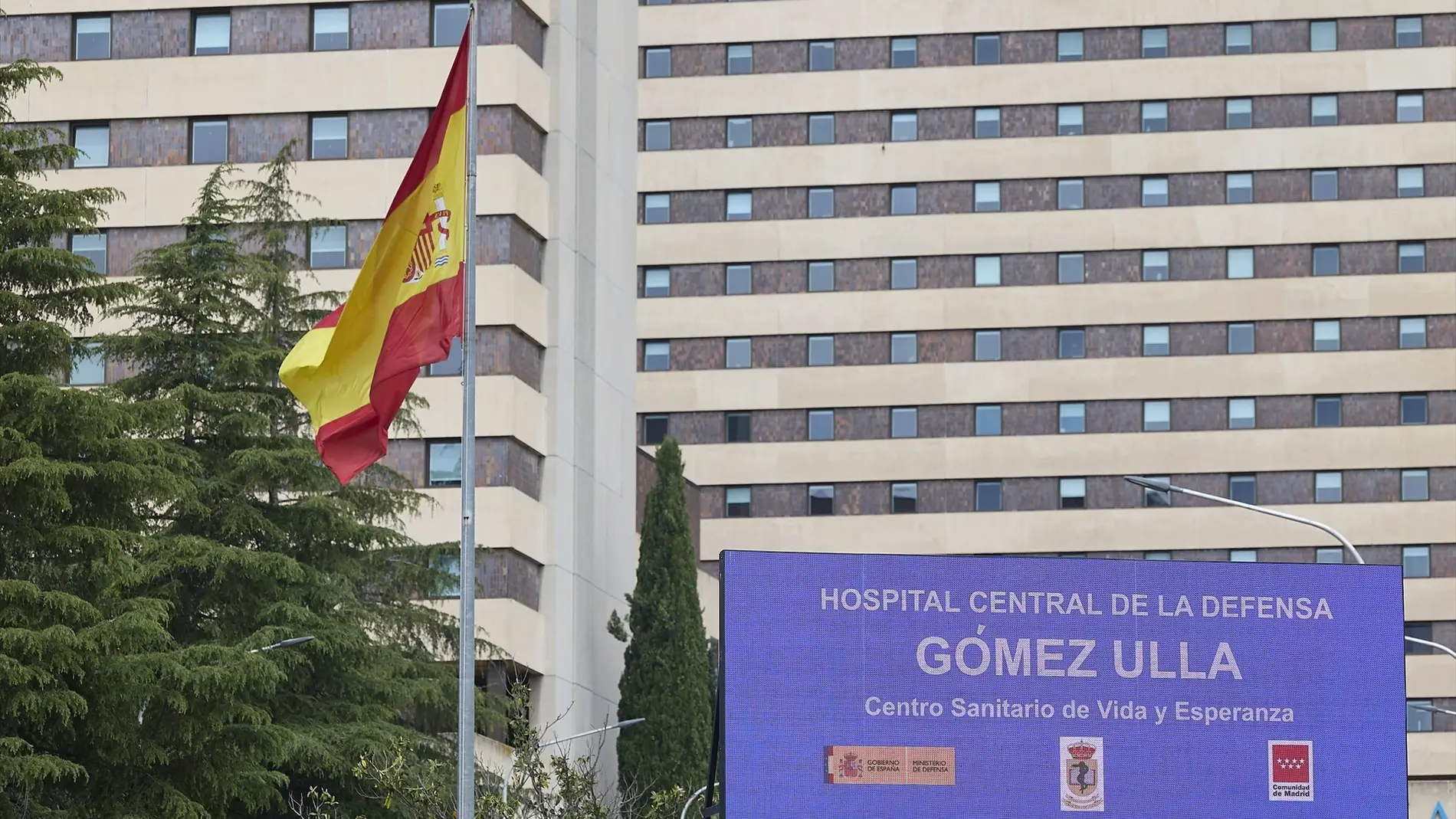 Fachada del Hospital Gómez Ulla Fachada del Hospital Gómez Ulla