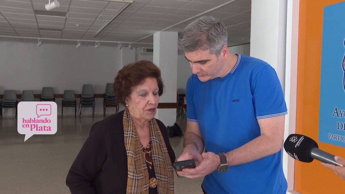 Curso gratuito de ciberseguridad para mayores: así aprenden a evitar estafas digitales