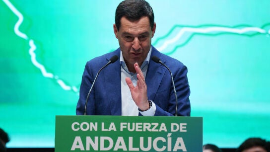 El presidente del PP-A y candidato a la reelecci&oacute;n a la Presidencia de la Junta de Andaluc&iacute;a, Juanma Moreno durante su intervenci&oacute;n en el mitin electoral. A 12 de mayo de 2026 en Ja&eacute;n, Andaluc&iacute;a (Espa&ntilde;a). El presidente del PP-A y candidato a la reelecci&oacute;n a la Presidencia de la Junta de Andaluc&iacute;a, Juanma Moreno, ha intervenido este martes en un acto p&uacute;blico de campa&ntilde;a en el Auditorio Guadalquivir del Palacio de Ferias y Congresos de Ja&eacute;n 12 MAYO 2026 Francisco J. Olmo / Europa Press 12/05/...