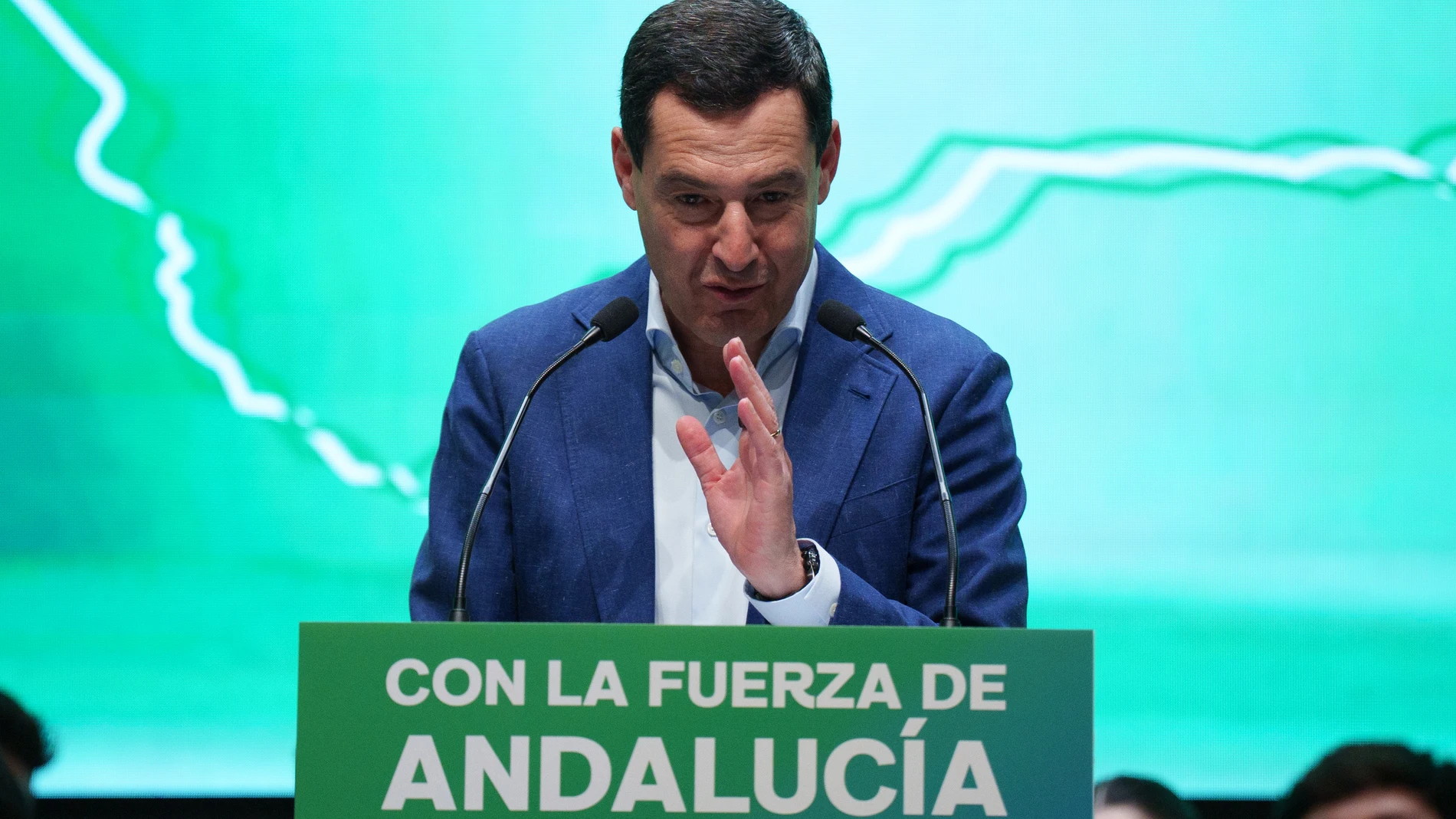 Juanma Moreno llena el Auditorio Guadalquivir de Jaén Juanma Moreno llena el Auditorio Guadalquivir de Jaén