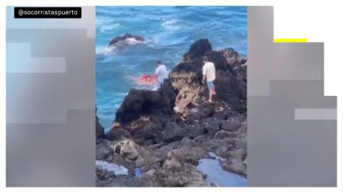 El v&iacute;deo del rescate a tres ba&ntilde;istas