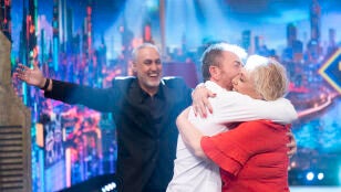 Un reencuentro de lo m&aacute;s especial: Mari, el amor de la infancia de Pablo Motos, aparece en El Hormiguero