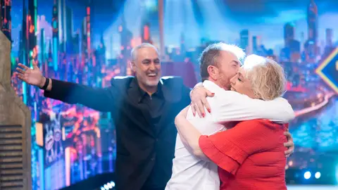 Un reencuentro de lo más especial: Mari, el amor de la infancia de Pablo Motos, aparece en El Hormiguero Un reencuentro de lo más especial: Mari, el amor de la infancia de Pablo Motos, aparece en El Hormiguero