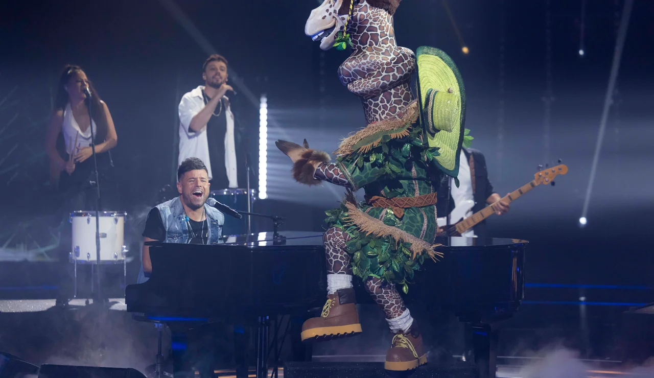 ¡Histórico! Jirafa y Pablo López paralizan Mask Singer con un dueto que huele a final