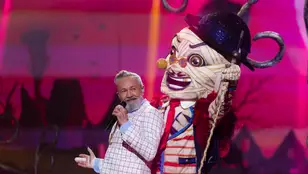 Un aullido inolvidable: Momia y La Unión cierran la noche con una versión legendaria de 'Lobo hombre en París'