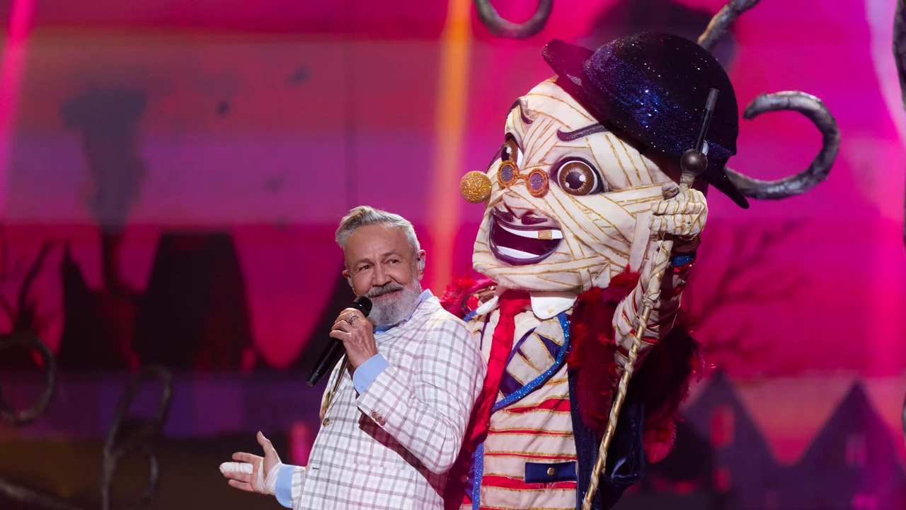 Momia y La Unión interpretan ‘Lobo hombre en París’ en el cierre de la gala de Mask Singer