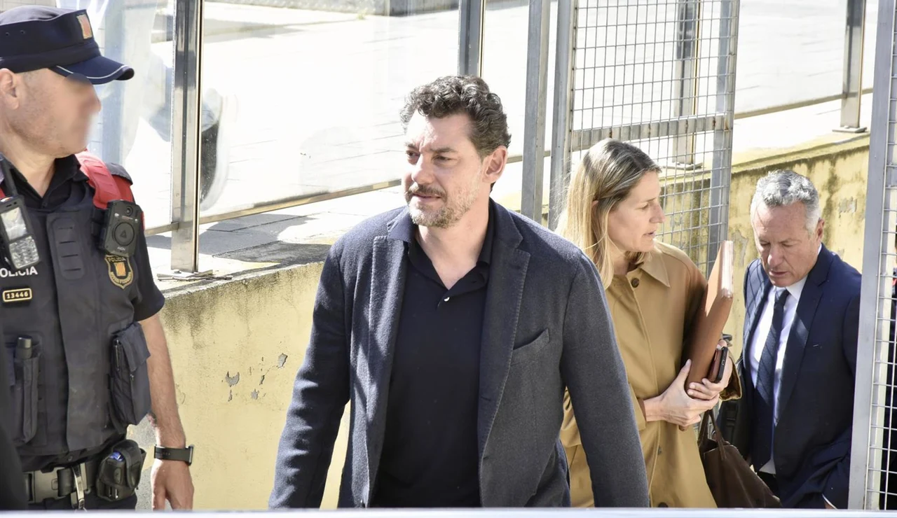 La jueza ve indicios de "participación activa y premeditada" de Andic en la muerte de su padre