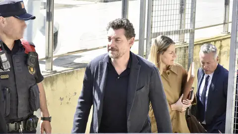La jueza ve indicios de "participación activa y premeditada" de Andic en la muerte de su padre La jueza ve indicios de "participación activa y premeditada" de Andic en la muerte de su padre