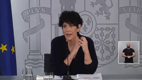 El Gobierno cierra filas en torno a Rodríguez Zapatero: "Que la Justicia haga justicia, pero sin olvidar el principio de la presunción de inocencia" El Gobierno cierra filas en torno a Rodríguez Zapatero: "Que la Justicia haga justicia, pero sin olvidar el principio de la presunción de inocencia"