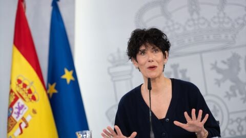 La ministra de Inclusi&oacute;n, Seguridad Social y Migraciones y portavoz del Gobierno, Elma Saiz, tras el Consejo de Ministros.