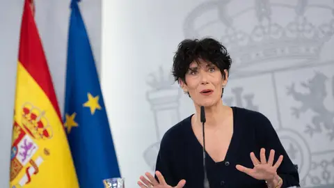 La ministra de Inclusión, Seguridad Social y Migraciones y portavoz del Gobierno, Elma Saiz, tras el Consejo de Ministros. La ministra de Inclusión, Seguridad Social y Migraciones y portavoz del Gobierno, Elma Saiz, tras el Consejo de Ministros.