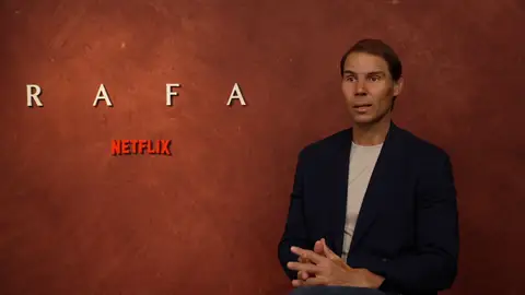 Rafa Nadal se sincera sobre su lesión crónica: "Siempre vi como un regalo poder seguir jugando" Rafa Nadal se sincera sobre su lesión crónica: "Siempre vi como un regalo poder seguir jugando"