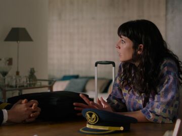 Carol y Daryl mantienen una inc&oacute;moda conversaci&oacute;n