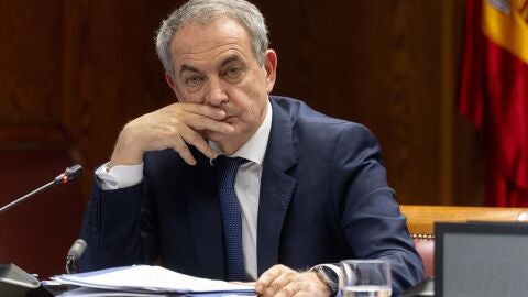 La AN ordena bloquear hasta 490.780 euros de Zapatero y saldos de otras cuentas de la presunta trama Plus Ultra